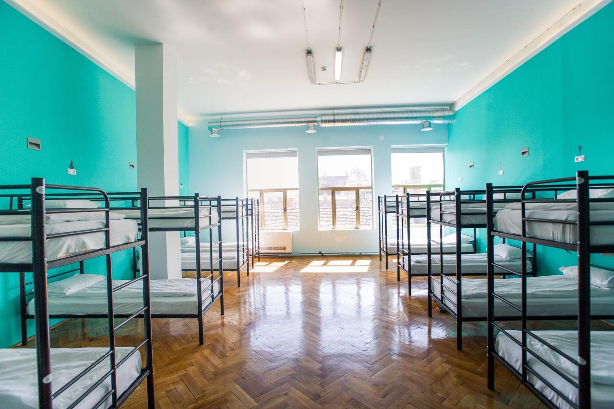 B13 Hostel سيبيو المظهر الخارجي الصورة